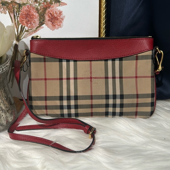 ❤️BURBERRY Horseferry Check Peyton Crossbody Clutch Bag Red - Picture 3 of 15